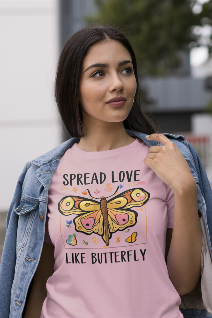 Looks frais : 22 idées de tenues printanières avec t-shirts pour 2025