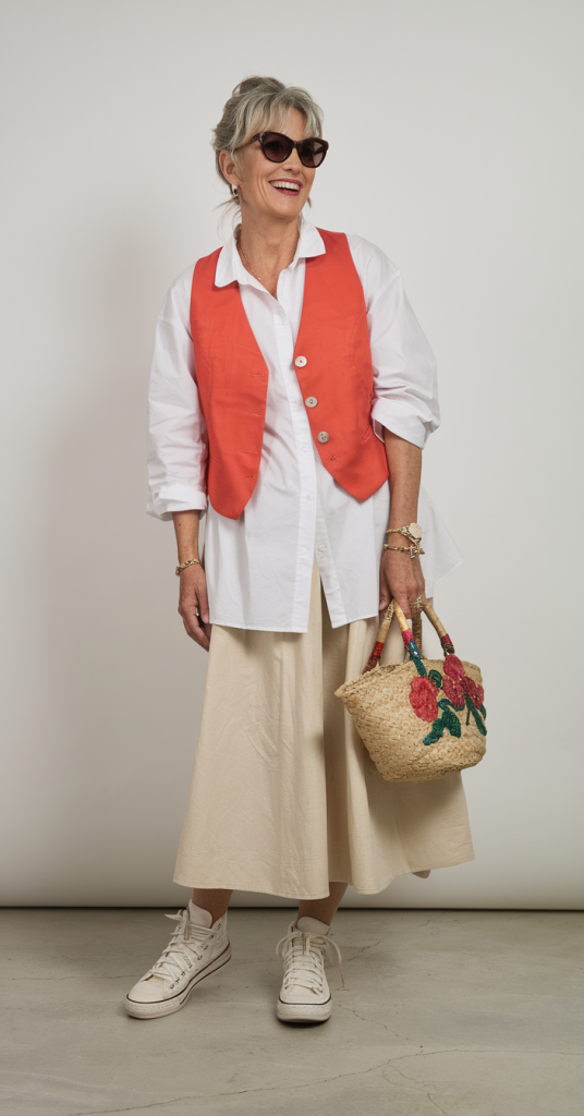 Inspiration de tenues printanières chics et affirmées pour les femmes de plus de 50 ans - 2025 : 20 idées stylées