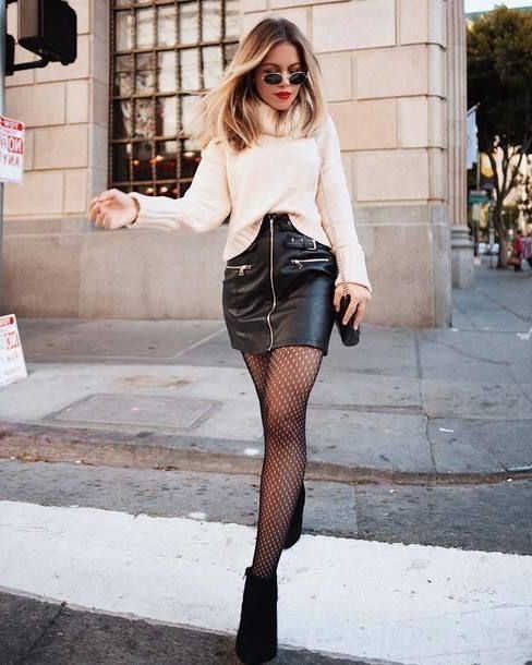 Chaussures à porter avec une jupe en cuir : 37 idées de tenues pour 2023 | ShoesOutfitIdeas.com - Jupe courte en cuir