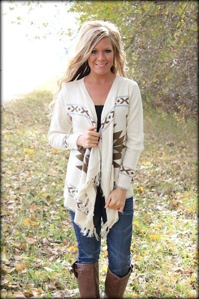 Vous souhaitez gagner des crédits Stitch Fix ? - tenue cardigan blanc