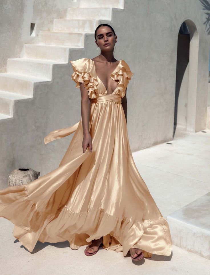 Robes en soie pour l'automne 2023 : 19 idées luxueuses