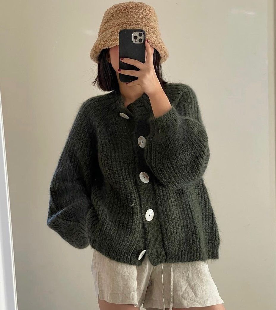 Page d'épingles - tenue cardigan oversize