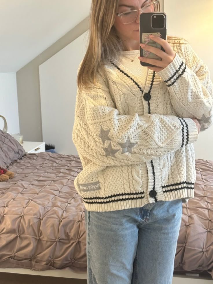 cardigan Taylor Swift - tenue cardigan Taylor Swift