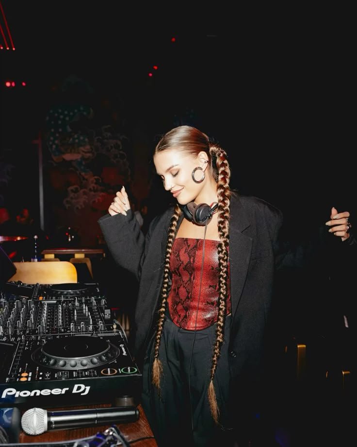 Inspiration pour une séance photo avec un DJ artistique