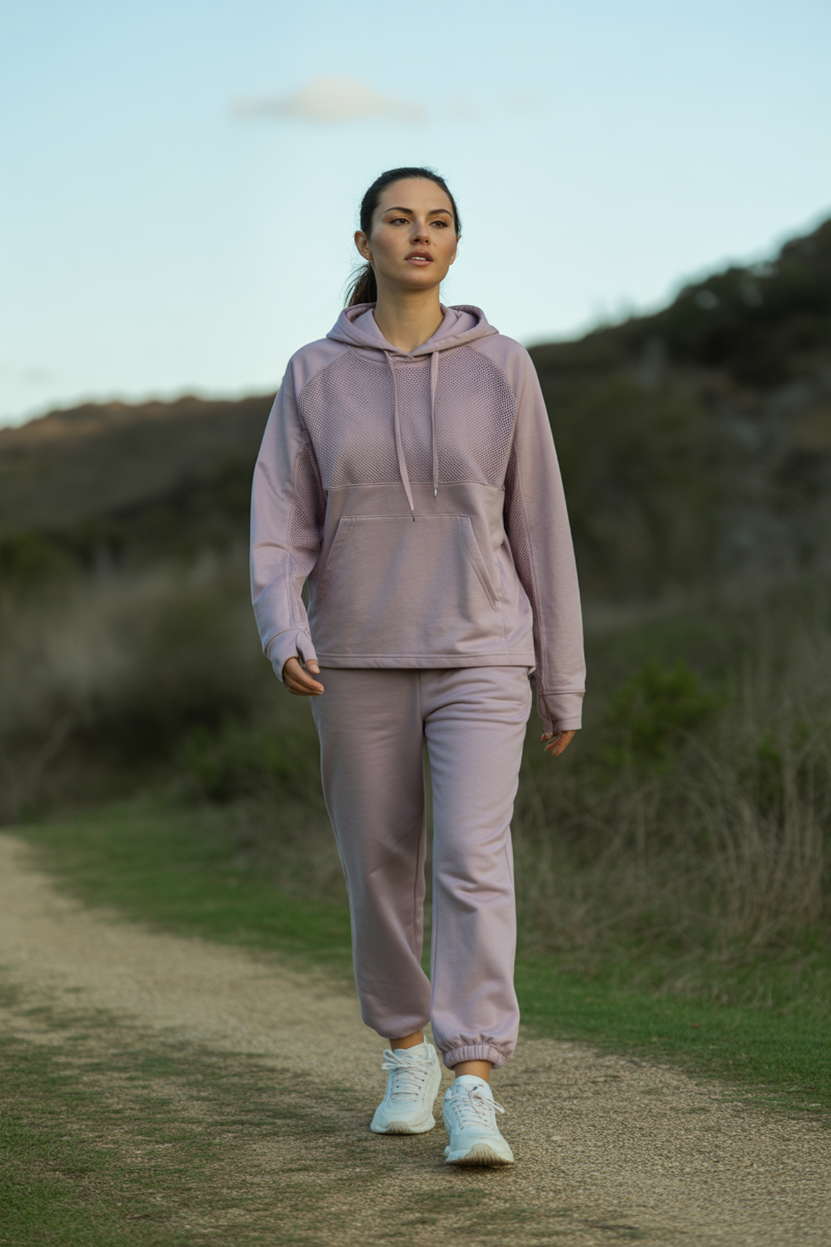 Moletom com Painéis de Tela Respirável para Aquecimento