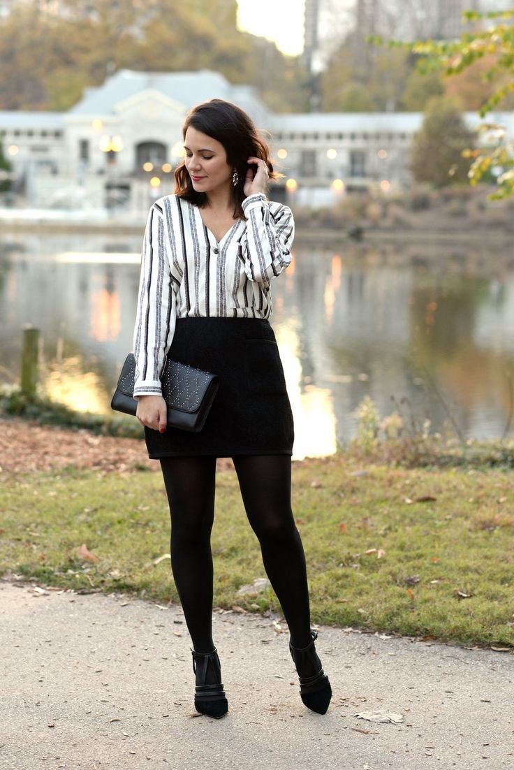 All Black And A Party - tenue jupe et collants