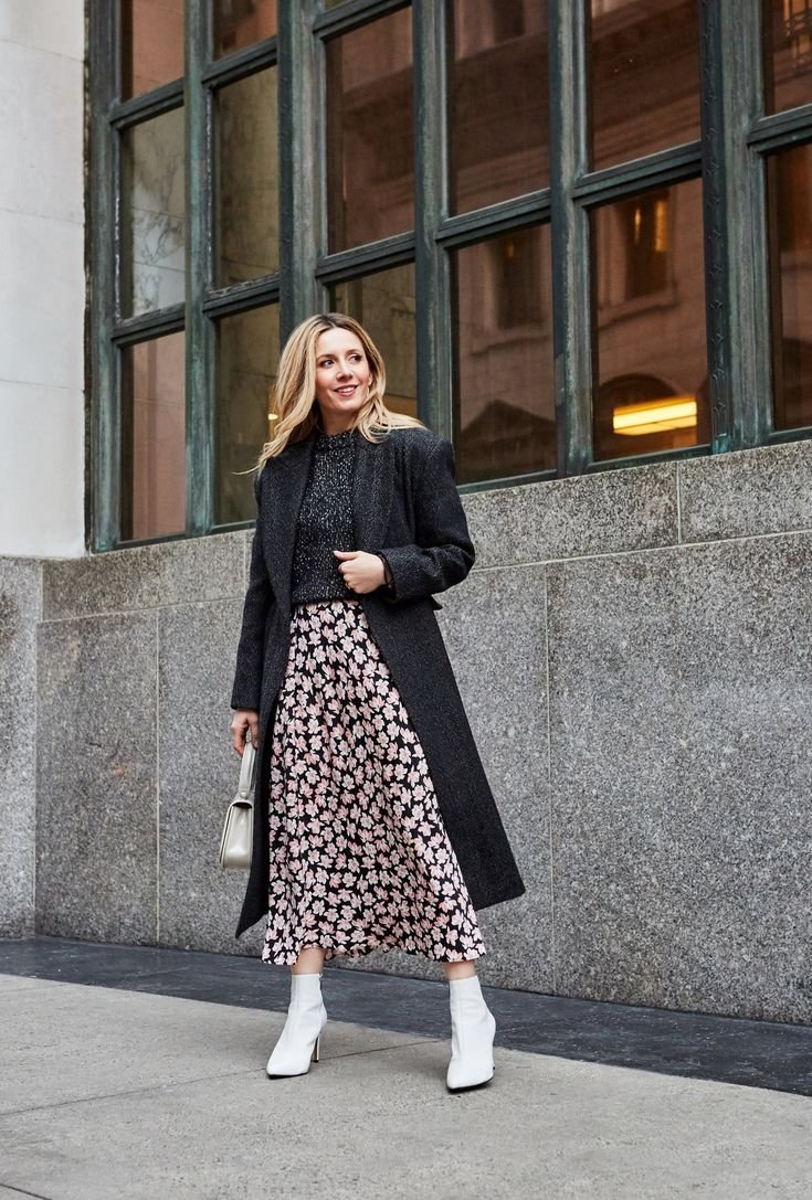 9 tenues d'hiver à prix abordables pour un rendez-vous galant, le travail et le week-end - tenue jupe midi hiver