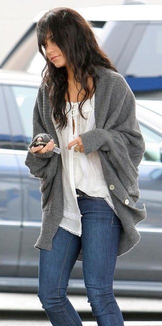 Page d'épingles - tenue cardigan oversize