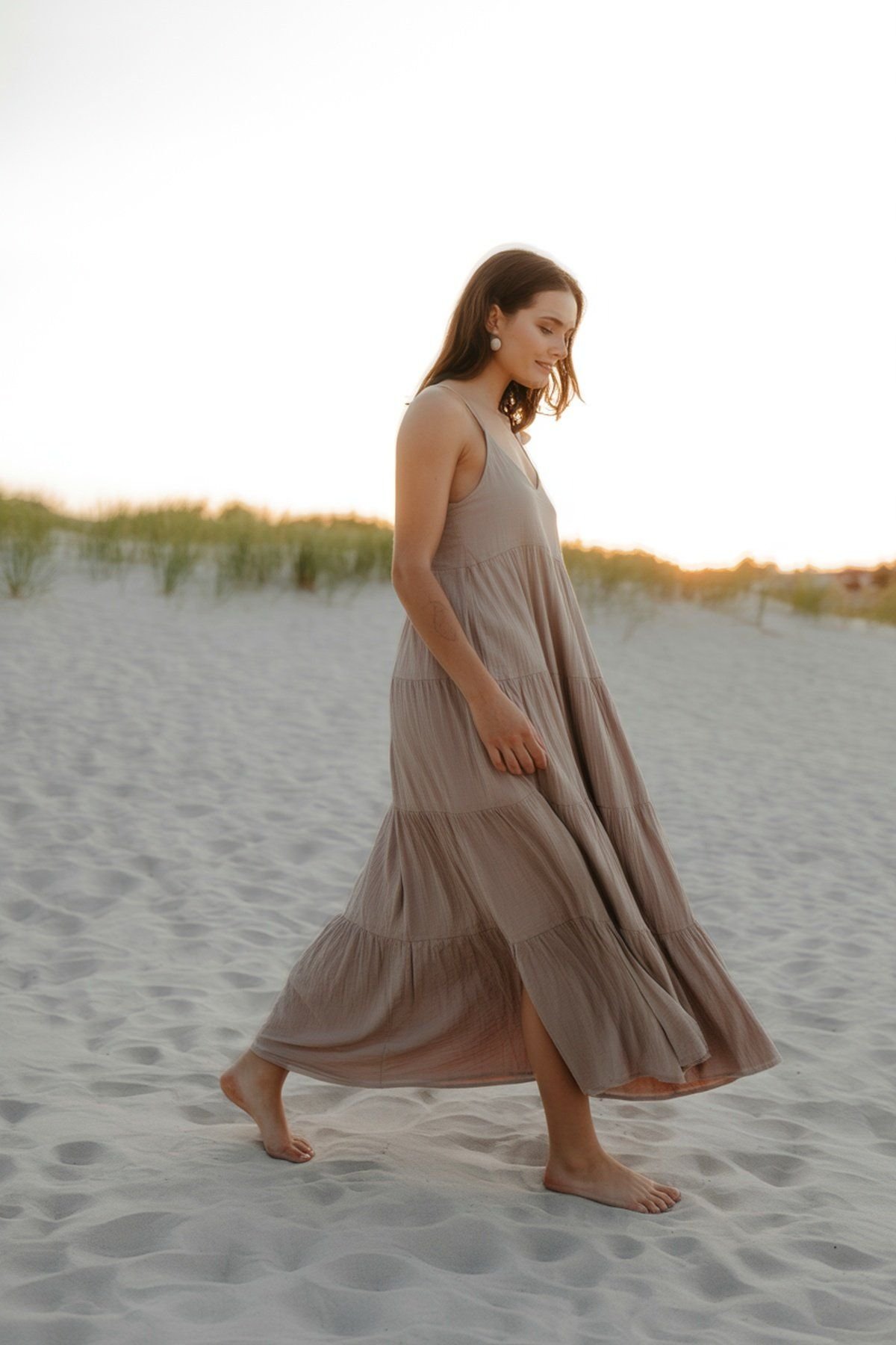 Vestido Maxi Romântico em Camadas com Drapeado Suave