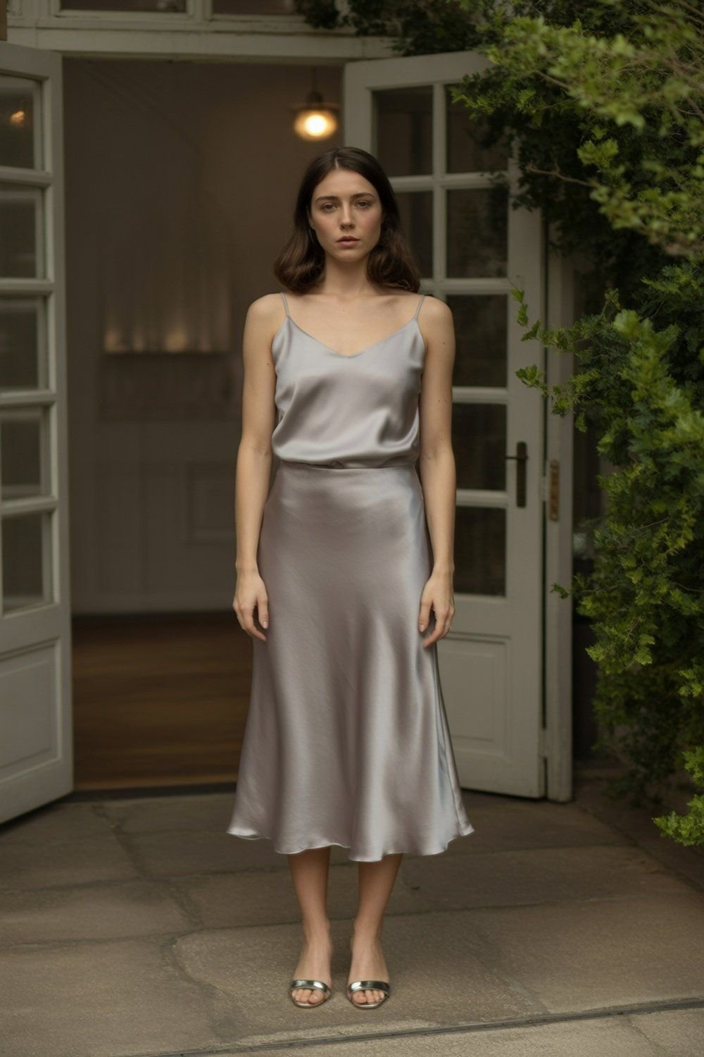 Saia Metálica Fosca com Camisola de Seda