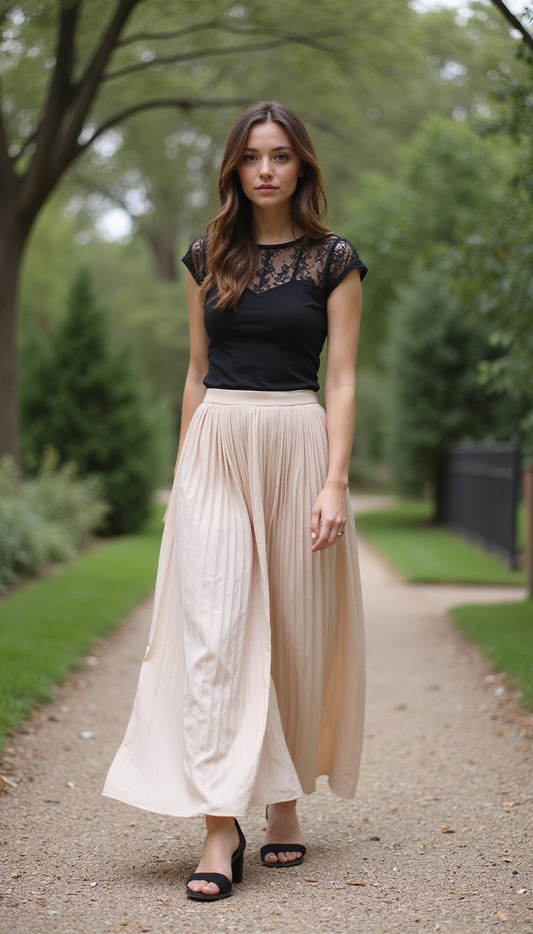 Jupe Plissée Maxi Et Top En Dentelle Contrastée