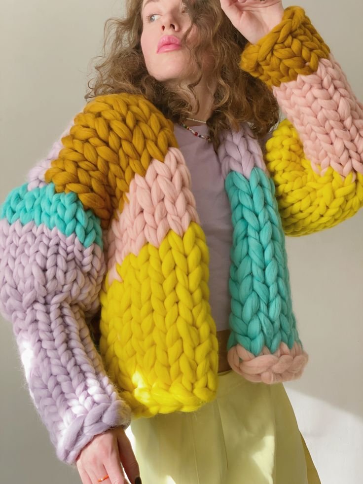 Cardigan super grosso multicolorido Cardigan super grosso multicolorido - cardigan de malha grossa