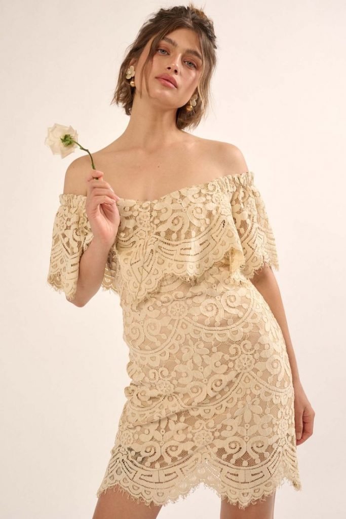 Vestidos de otoño con encaje: 17 ideas impactantes para 2023