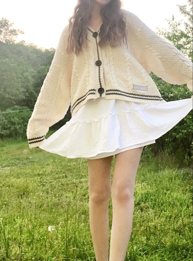 ig: calmfolklore ig: calmafolklore - roupa de cardigã taylor swift