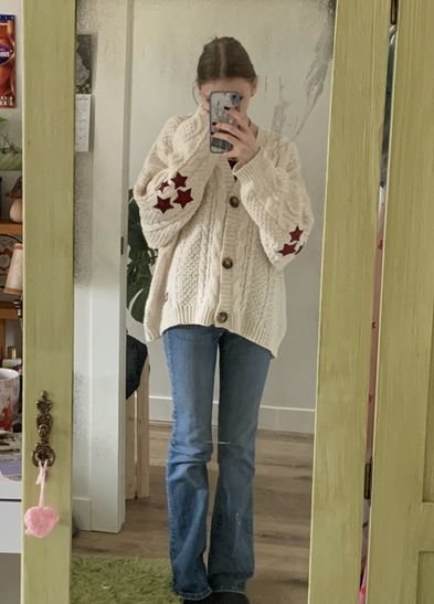 Fixar página Página de pins - look com cardigan da Taylor Swift