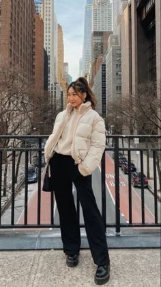 220 ideas de chaquetas acolchadas | moda de invierno, conjuntos de invierno, moda 220 ideas de chaquetas acolchadas | moda de invierno, conjuntos de invierno, moda - conjunto de chaqueta acolchada negra