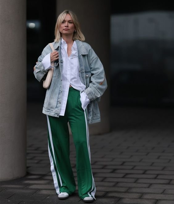 Traje casual para dia de jogo