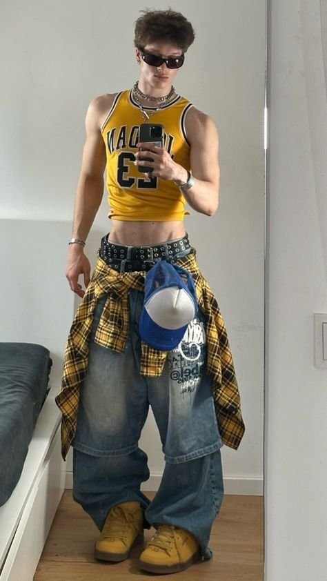 Pinterest - looks streetwear dos anos 2000