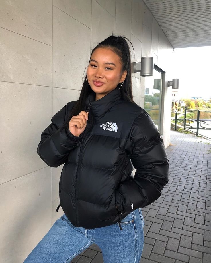 Fijar página Página de pin - conjunto de chaqueta acolchada negra