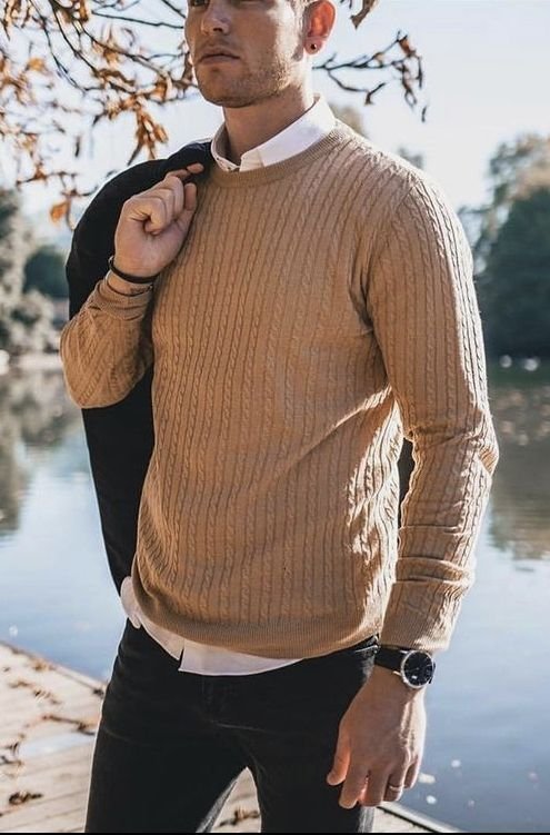 Suéter de punto beige para hombre Suéter de punto beige para hombre - conjunto de suéter beige